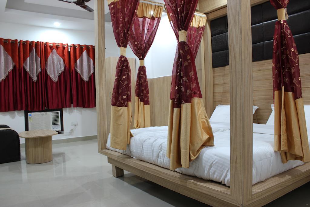 Hotel Maharaja Katra (Jammu and Kashmir) Quarto foto